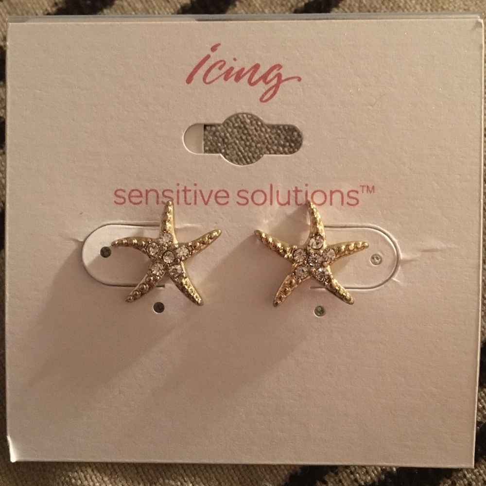 Icing Faux Crystal Starfish Stud Earrings 🐚